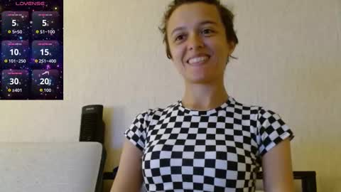 bluevixen7 online show from September 26, 2025, 3:21 am