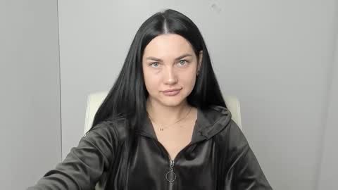 Kelly online show from October 2, 2025, 5:36 am