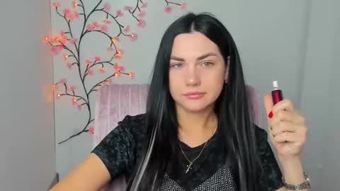 Kelly online show from April 6, 2026, 5:41 am