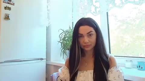 Kelly online show from June 5, 2026, 7:25 am