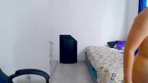  Hey guysI am BrendaWelcome my room online show from November 20, 2025, 8:30 pm