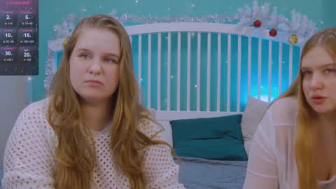 Snapshot of blush_ellie chatting on January 14, 2025, 4:18 pm Ellie3 online show from January 14, 2025, 4:18 pm