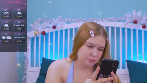 Snapshot of blush_ellie chatting on January 18, 2025, 3:49 pm Ellie3 online show from January 18, 2025, 3:49 pm