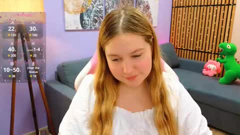 Snapshot of blush_ellie chatting on February 10, 2025, 4:36 pm Ellie3 online show from February 10, 2025, 4:36 pm