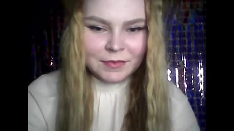 Snapshot of blushing_star chatting on March 6, 2025, 3:45 pm blushing_star online show from March 6, 2025, 3:45 pm