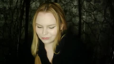 Snapshot of blushing_star chatting on October 9, 2025, 4:38 pm blushing_star online show from October 9, 2025, 4:38 pm