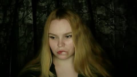 Snapshot of blushing_star chatting on October 19, 2025, 6:08 pm blushing_star online show from October 19, 2025, 6:08 pm