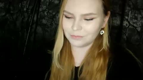 Snapshot of blushing_star chatting on November 24, 2025, 4:40 pm blushing_star online show from November 24, 2025, 4:40 pm