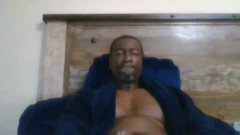 bluuthunder1914 online show from November 30, 2025, 11:42 pm