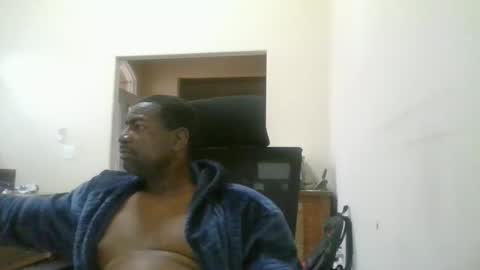 bluuthunder1914 online show from December 5, 2025, 5:53 pm