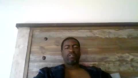 Snapshot of bluuthunder1914 chatting on April 22, 2026, 2:29 pm bluuthunder1914 online show from April 22, 2026, 2:29 pm
