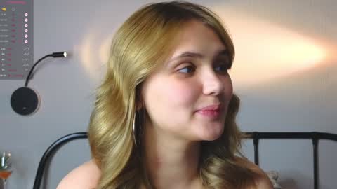 Erica online show from December 12, 2024, 11:14 pm