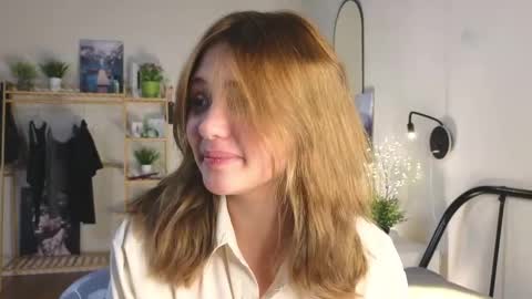 Erica online show from February 24, 2025, 12:09 am