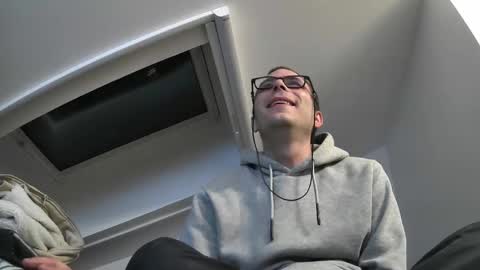 bo22222222 online show from March 12, 2025, 10:50 pm