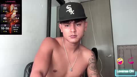 Bob  INDEPENDENT MODEL online show from December 5, 2025, 6:04 pm