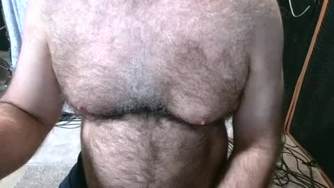 BobbyHill27b online show from April 15, 2026, 2:51 am