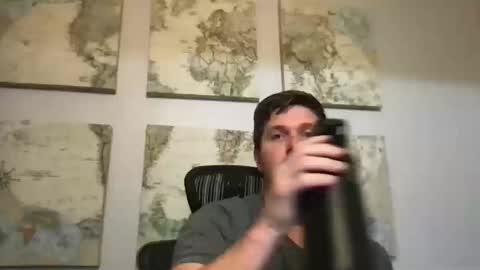 bobbylightfoot3 online show from October 17, 2025, 3:10 am