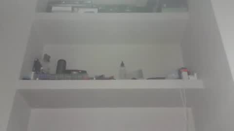 bobbysinger2009 online show from December 21, 2025, 1:18 pm