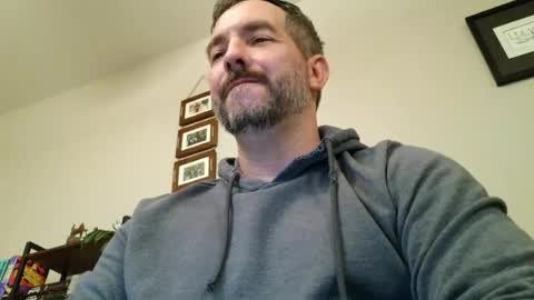 Bobchmw online show from July 4, 2026, 1:56 am