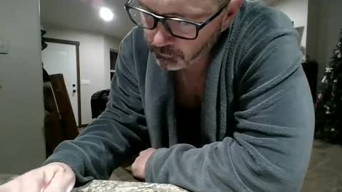 bobjones5003 online show from December 10, 2024, 8:40 am