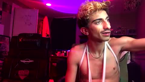 Sailorartemis online show from November 27, 2025, 5:31 am