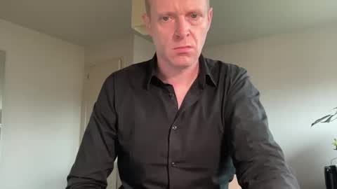 ask me online show from November 27, 2025, 9:33 am