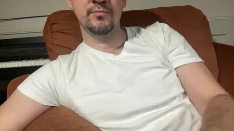 edilsonrd online show from February 8, 2025, 5:40 am