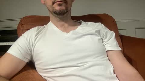 edilsonrd online show from March 9, 2025, 2:50 am