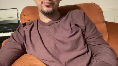 edilsonrd online show from October 26, 2025, 5:46 am