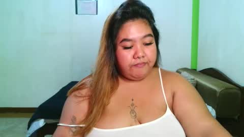 bombastic_darla online show from April 3, 2026, 4:54 am