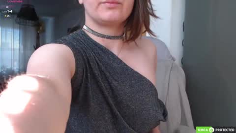 Luthien online show from December 27, 2024, 12:56 pm