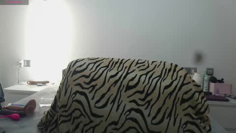 Lucy online show from April 7, 2026, 10:48 am