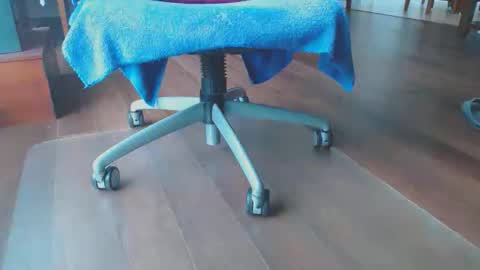 FRECKLES online show from June 11, 2026, 3:10 pm