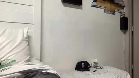 boner4you1994 online show from October 13, 2025, 12:43 am