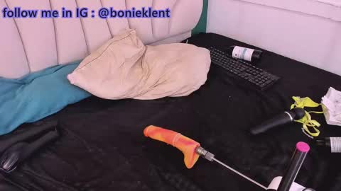 bonieklent online show from March 11, 2025, 9:13 am