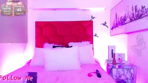 Snapshot of bonn_glow chatting on January 31, 2026, 8:07 pm i AM Bonnie online show from January 31, 2026, 8:07 pm