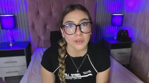 Snapshot of bonnali_lune chatting on May 11, 2026, 11:02 pm bonnali_lune online show from May 11, 2026, 11:02 pm