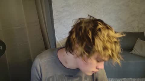 Jessy  Mark online show from February 25, 2026, 5:17 am