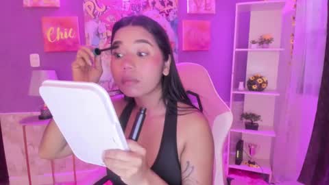 Bonnie online show from December 9, 2024, 11:04 am