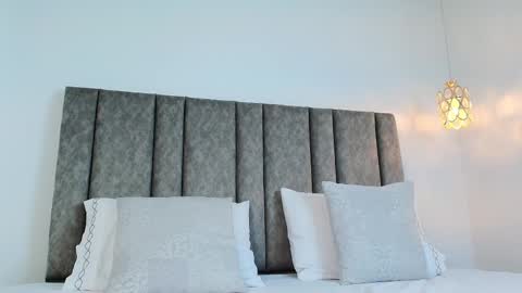 Bonnie online show from September 27, 2025, 6:18 am