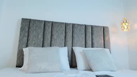 Bonnie online show from October 2, 2025, 4:41 am