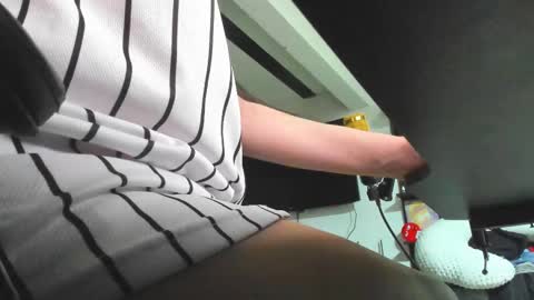 becky online show from November 25, 2025, 7:25 pm