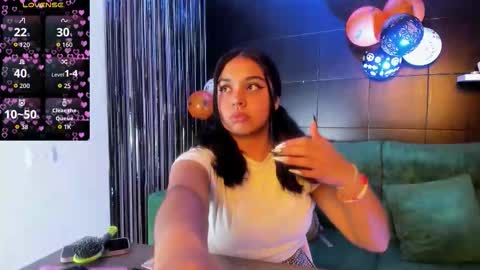 Bonnie online show from October 8, 2025, 7:55 pm