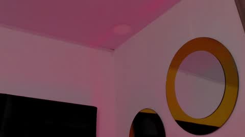   online show from February 5, 2025, 11:34 am