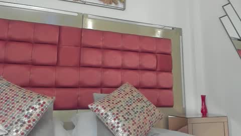   online show from October 20, 2025, 11:38 pm