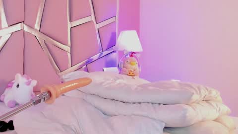 Bonnie  online show from January 3, 2025, 9:15 pm