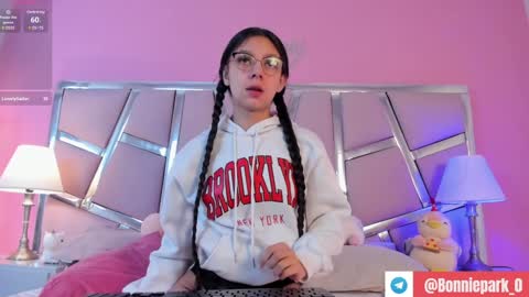 Bonnie  online show from January 16, 2025, 1:14 pm