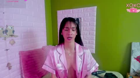 Bonnie  online show from April 9, 2026, 6:19 am