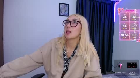 Snapshot of bonny_clyde_xx_ chatting on April 11, 2026, 5:01 am Soffy Brooks Independent model online show from April 11, 2026, 5:01 am