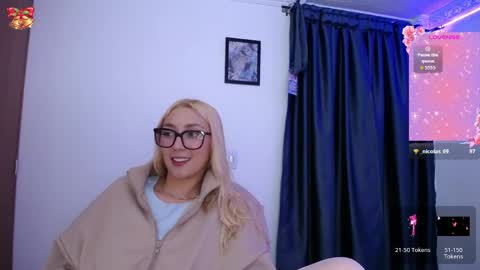 Snapshot of bonny_clyde_xx_ chatting on April 13, 2026, 3:45 am Soffy Brooks Independent model online show from April 13, 2026, 3:45 am